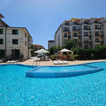 Amadeus Lux Apartamento