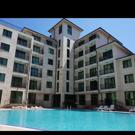 Apartment Amadeus Lux Slantschew brjag